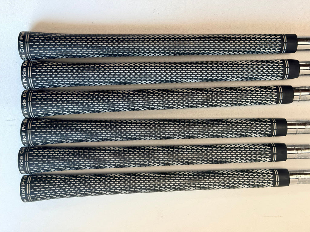 Miura KM-700 Red Stamp Iron Set 5-PW NS Pro 850GH Stiff Flex (Used)