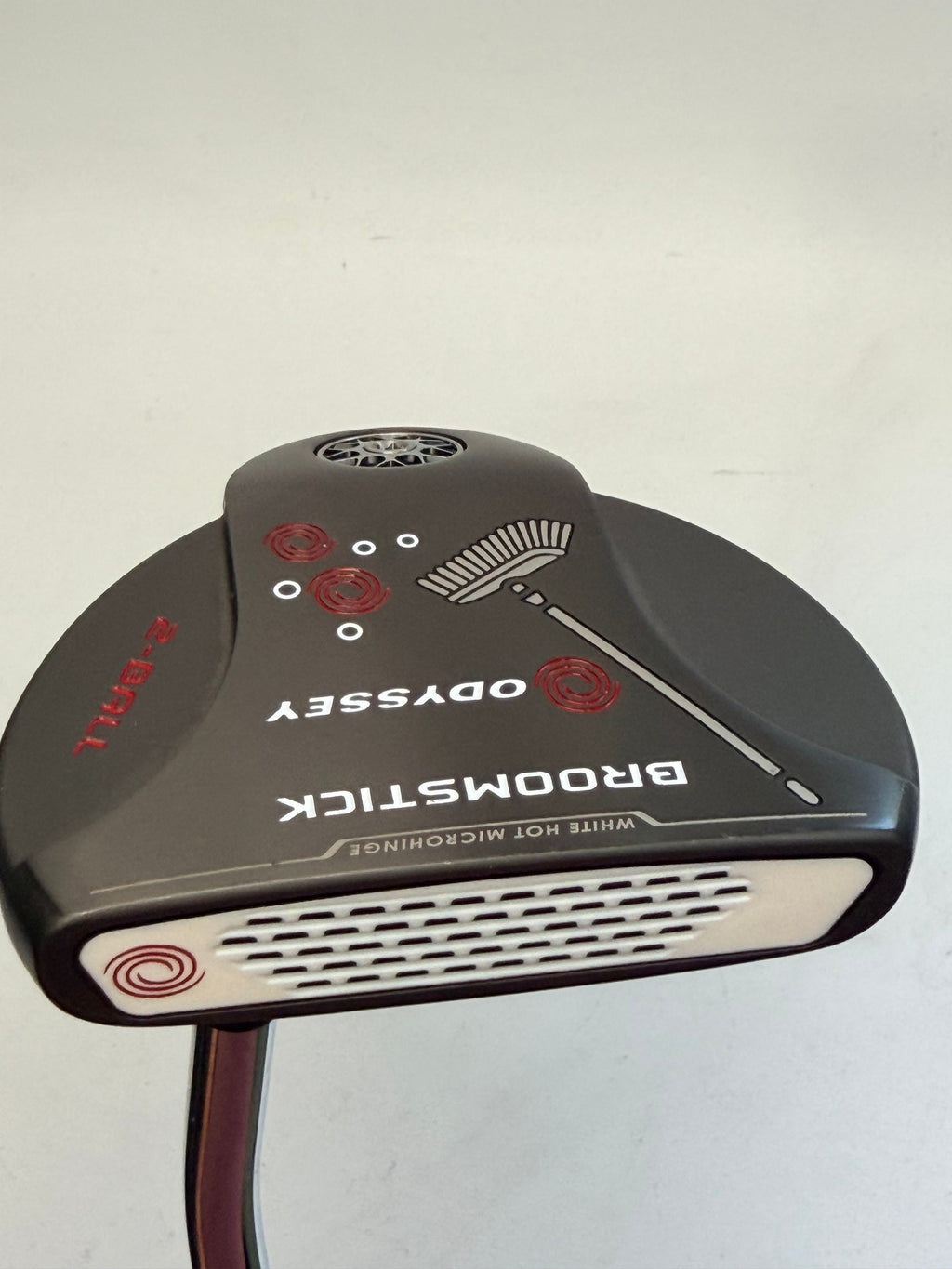 Odyssey White Hot Microhinge 2-Ball Broomstick Putter 48" (Used)