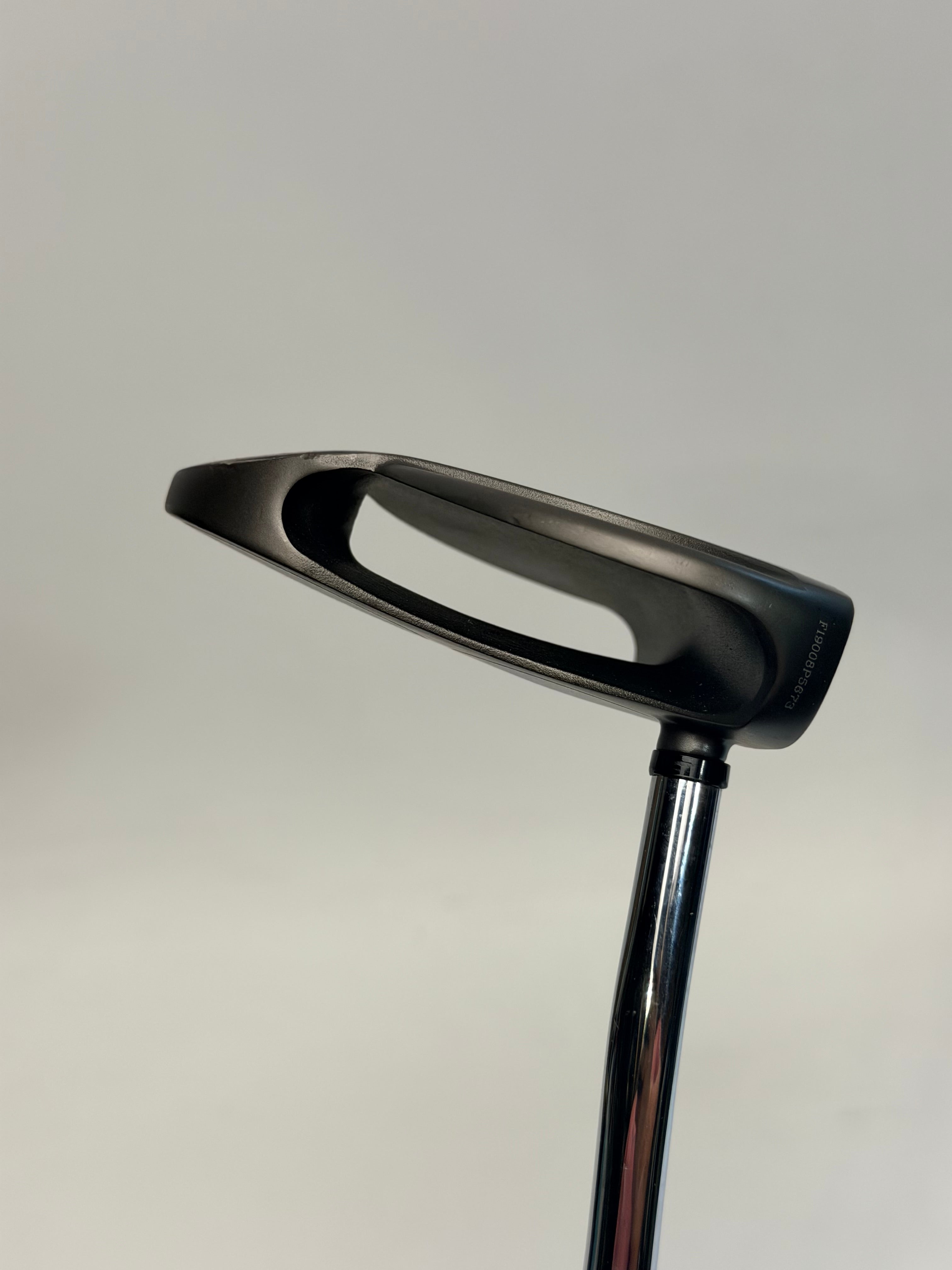 Odyssey White Hot Microhinge 2-Ball Broomstick Putter 48" (Used)