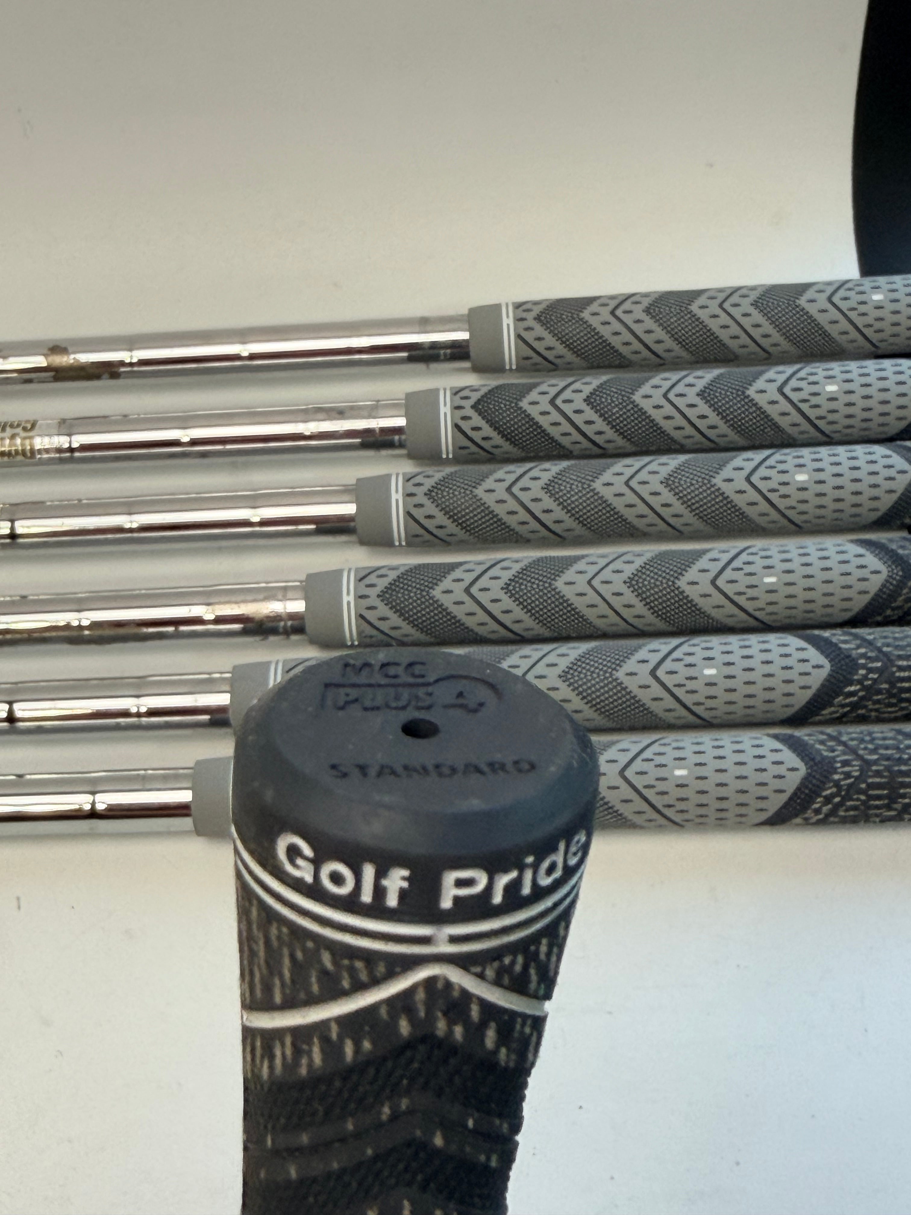TaylorMade P790 Iron Set 4-PW Dynamic Gold S300 Stiff Flex (Used)