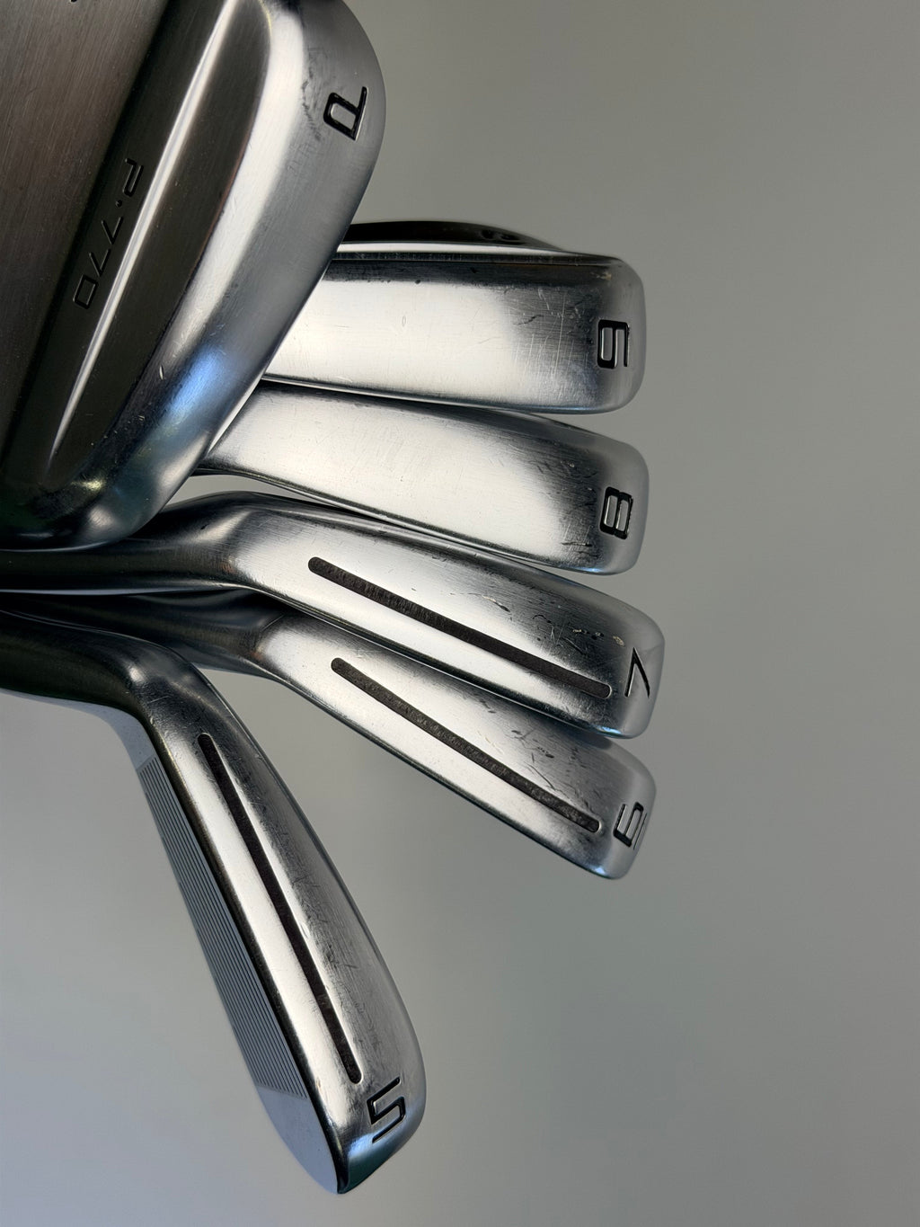 TaylorMade P770 Iron Set 5-PW RH Fujikura AXIOM 105 X VeloCore Graphite