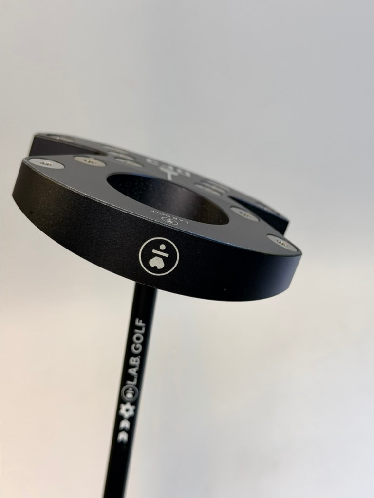 L.A.B. Golf DF3 Broomstick Putter