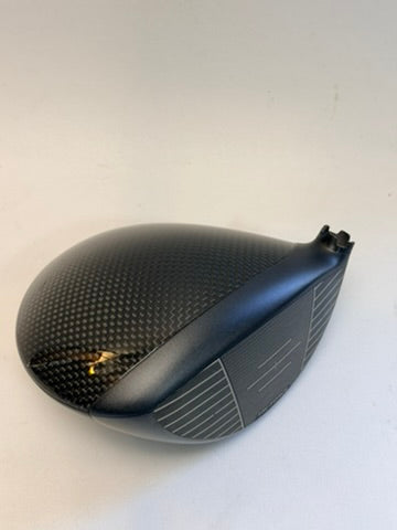 Callaway Quantum Triple Diamond 9° RH Driver Head Only Headcover Used