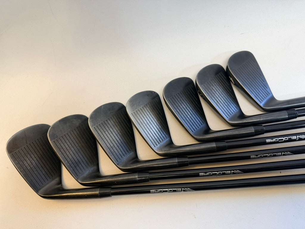 Miura MB-101 Black 4-PW Iron Set Fujikura Axiom 75R Regular Graphite Used