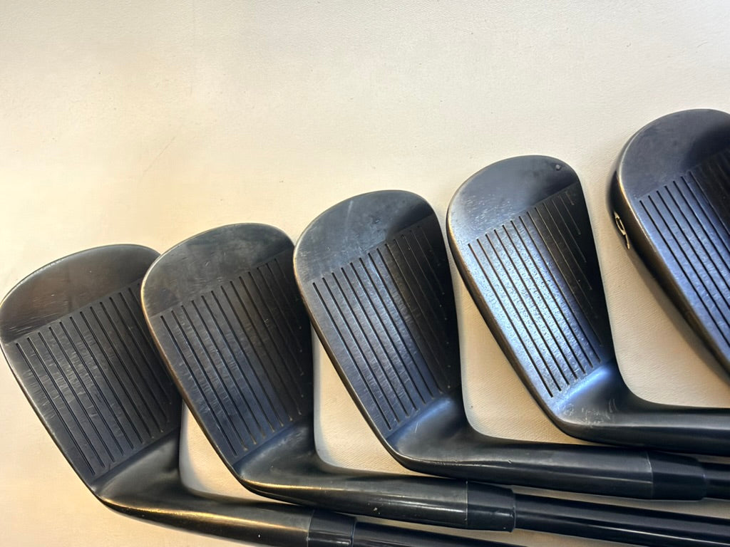 Miura MB-101 Black 4-PW Iron Set Fujikura Axiom 75R Regular Graphite Used
