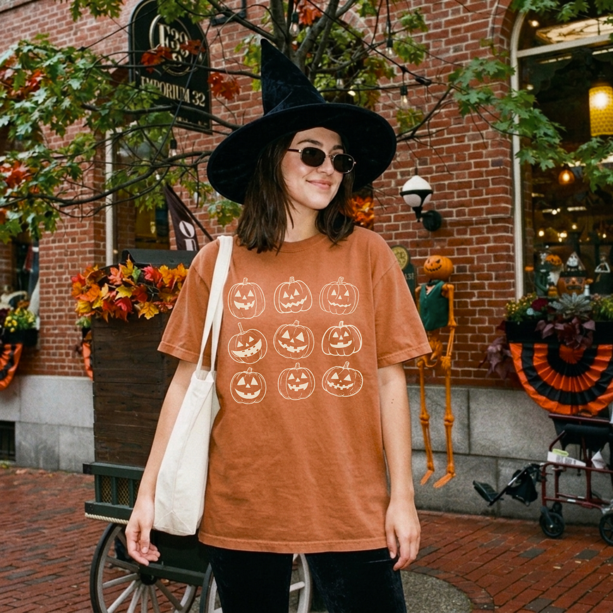 Vintage Jack-O'-Lantern Pumpkin Halloween Graphic Tee